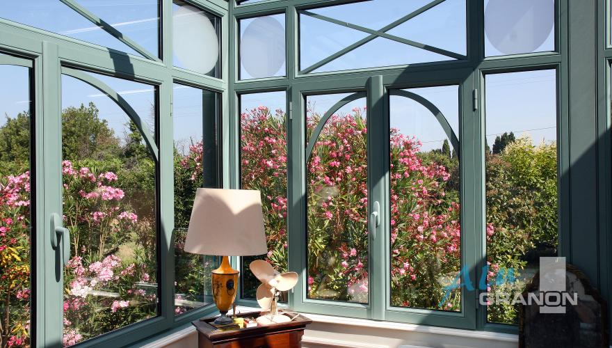 vérandas faites pour la ville et la campagne