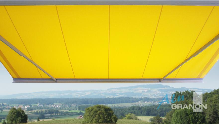 Stores à bras télescopiques